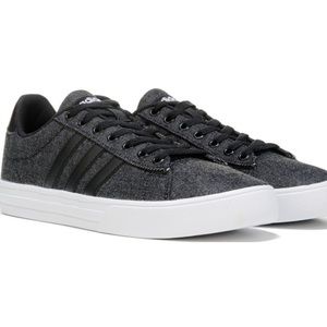 🚨NWT- Men’s Adidas Sz 11 Skateboarding Shoes🚨